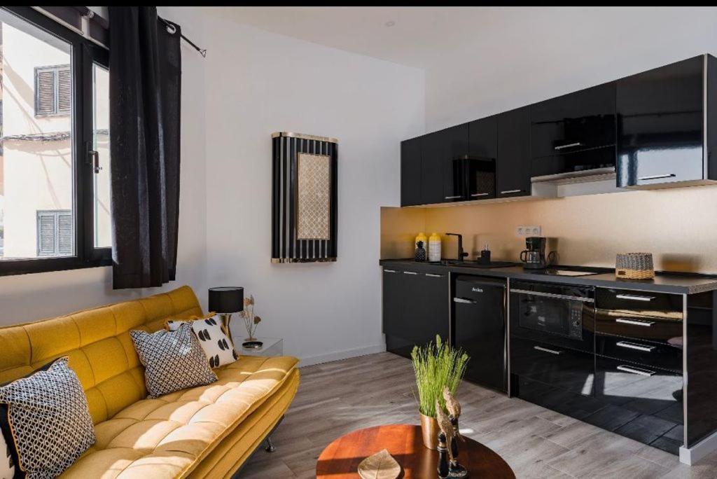 Апартаменты Apartamento La Avenida De Аринага Экстерьер фото