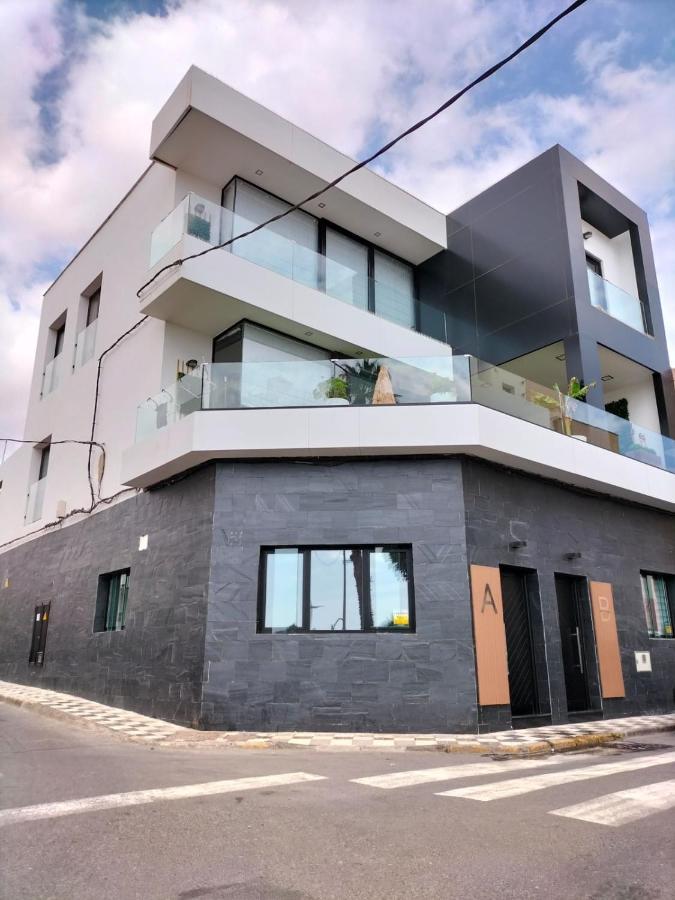 Апартаменты Apartamento La Avenida De Аринага Экстерьер фото